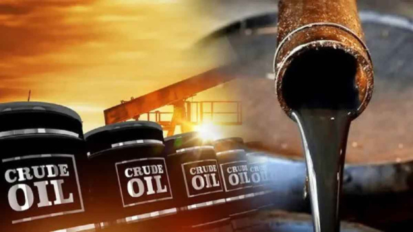 Цены на нефть снизились после заявления Трампа о помощи судам в Ормузском проливе