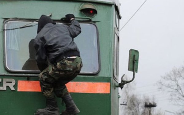 Від початку року загинули три “зачепери”, ще 9 отримали надважкі травми, – Укрзалізниця