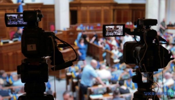 Рада ухвалила закон про публічні закупівлі в межах вимог Світового банку та ЄС