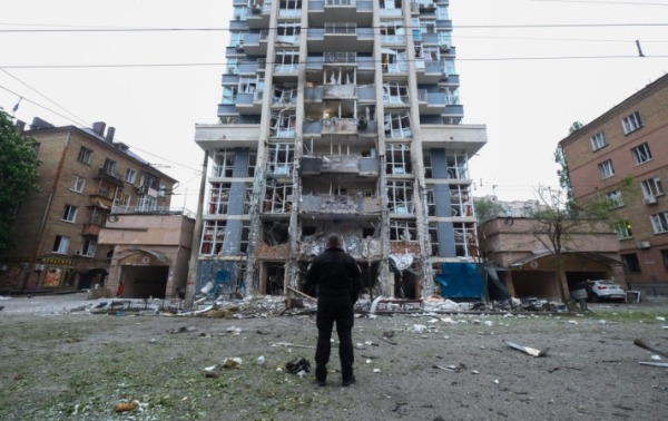 Киевляне за сутки подали почти тысячу заявок на компенсацию за разрушенное жилье