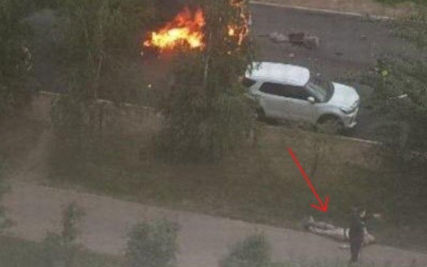 Під Москвою у мікрорайоні для військових стався вибух автомобіля. Водій загинув