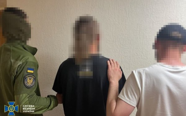 Затримано чоловіка, який влаштував вибух у терміналі “Нової пошти” у Києві
