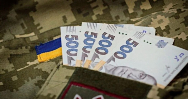 Минобороны предлагает пересмотреть зарплаты военным