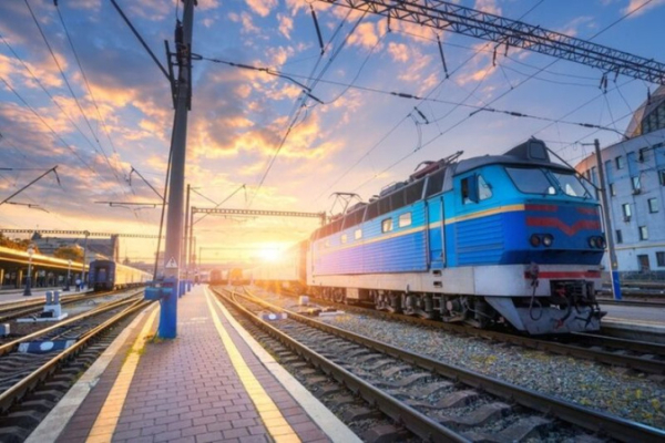 «Укрзалізниця» хочет поднять тарифы на 45% — металлурги угрожают увольнениями