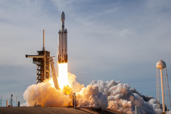 Компанія Маска запустила більше супутників, ніж решта людства за всю історію, - аналітик