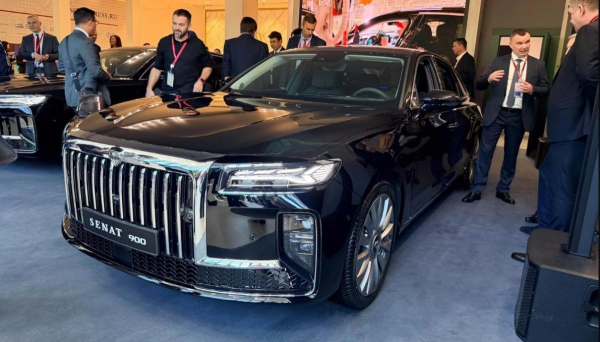 В Росії вперше показали новий автомобіль "представницького класу", але є великий нюанс