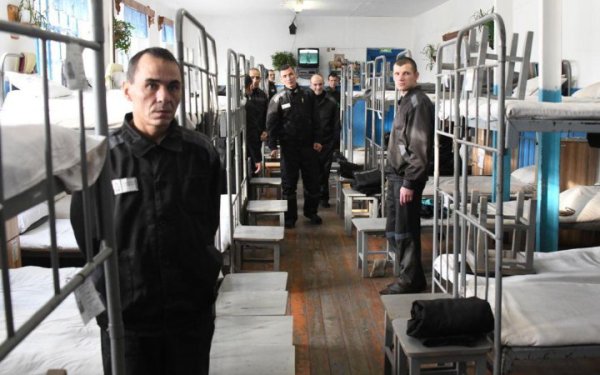 Російська влада узаконила військову службу для засуджених за тяжкі злочини