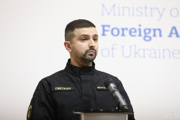 Гендиректор "Укроборонпрому" йде з посади після вибухів на складі у Вишневому