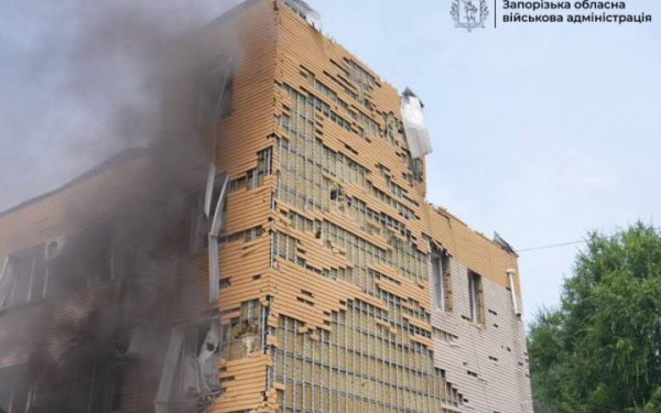 Ворог вдарив по Запоріжжю. Є загибла і поранені, зокрема діти (оновлено)