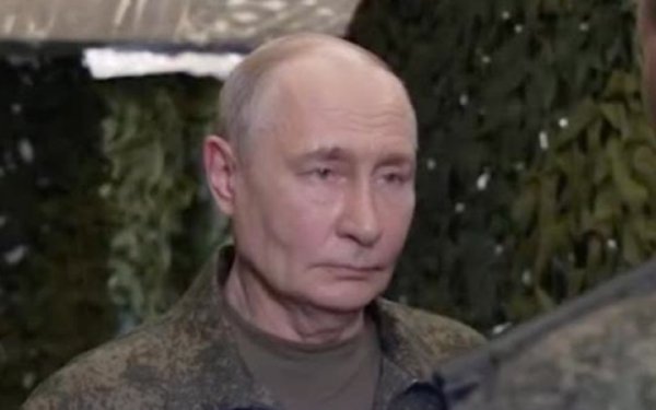 Reuters: Путін різко розкритикував радників, які запропонували йому погодитись на припинення вогню по лінії фронту