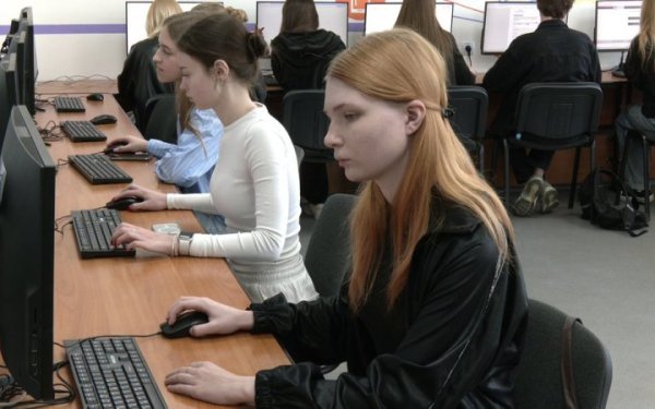 Зеленський анонсував зміни до проведення НМТ для випускників