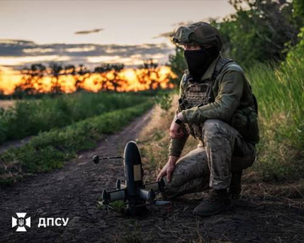 Полицейские, нацгвардейцы и пограничники на фронте получат до 460 тыс. грн в месяц