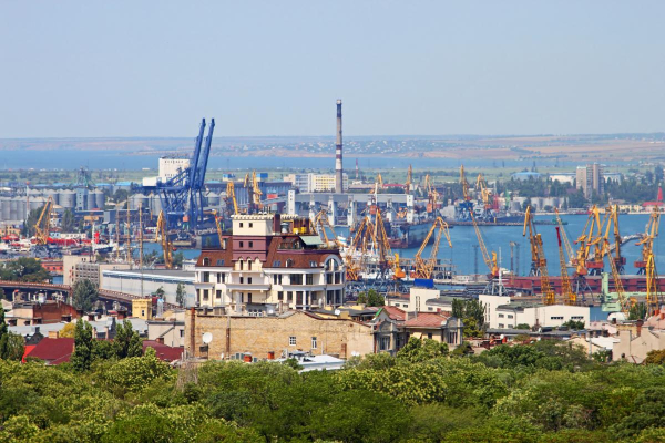 Осінь розгойдає гривню: коли курс долара покаже нові рекорди