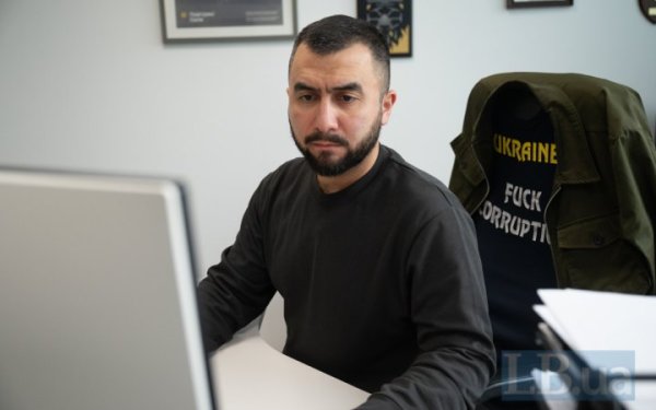 Директор АОЗ Арсен Жумаділов написав заяву на звільнення. Які причини називає