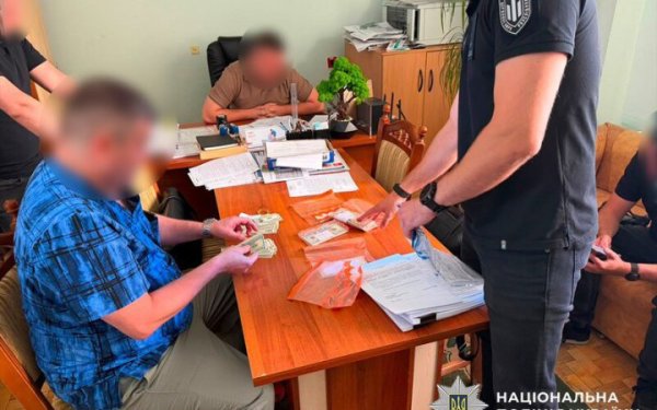 Нацполіція викрила ще п’ять “ухилянтських” схем, серед підозрюваних доценти і члени ВЛК