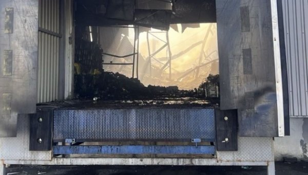 Через російську атаку згорів склад енергопостачальної компанії Yasno