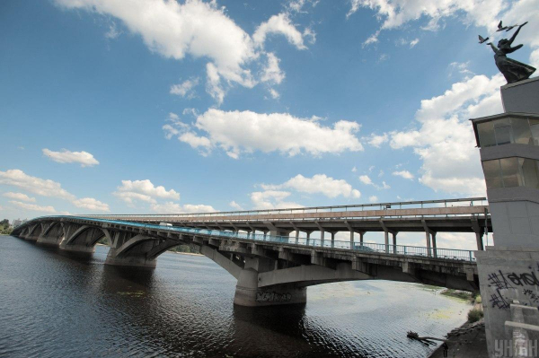 Одна лінія метро працюватиме без обмежень під час тривог: у чому полягає пропозиція Києва