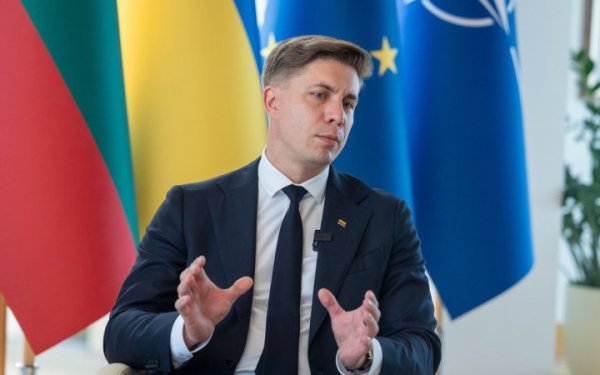 Прем’єр-міністр Литви хоче включити у навчальні програми Шевченка замість Ломоносова