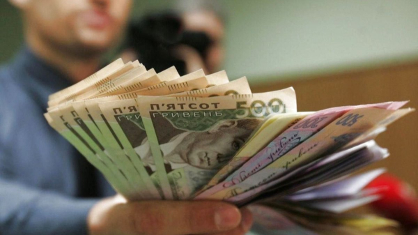 Долги по зарплате: государственные исполнители взыскали 277 млн грн в пользу работников