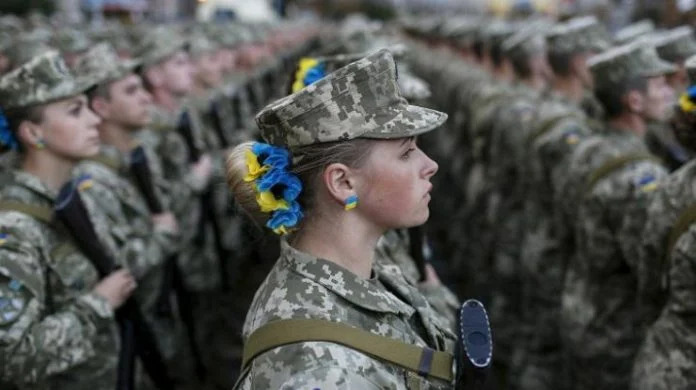Жінки на війні в ЗСУ: статистика, ролі, виклики 2026