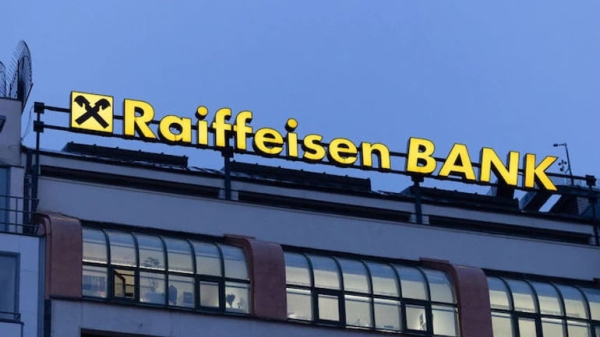 Акции Raiffeisen упали после обвинения в создании каналов для обхода санкций