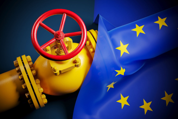 Цены на газ в Европе приблизились к максимумам 2022 года