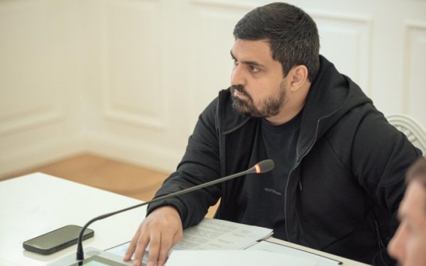 На Київщині змінюють комендантську годину, перевірять АЗС і планують мобільні укриття на станціях УЗ