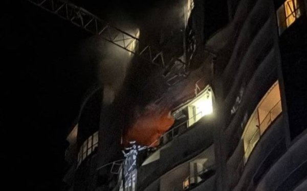 Росіяни поцілили у житловий будинок в Одесі: є постраждалі