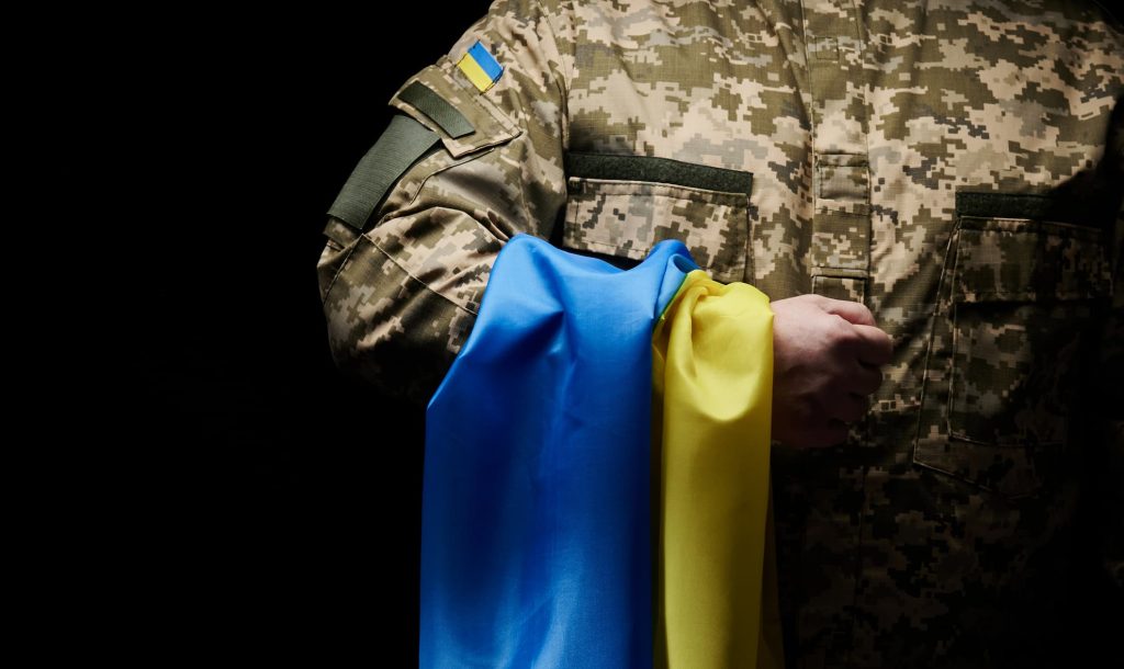 Військовий стан в Україні 2026: що означає, права, заборони