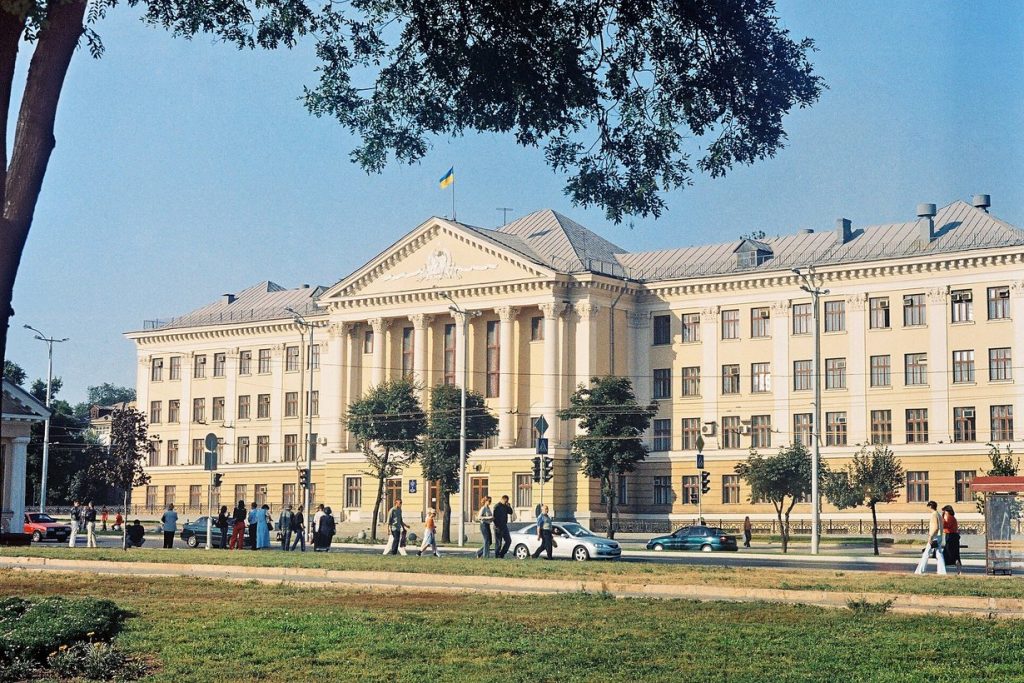 Будівля Запорізької міської ради на проспекті Соборному, 206