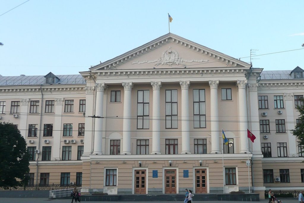 Будівля Запорізької міської ради на проспекті Соборному