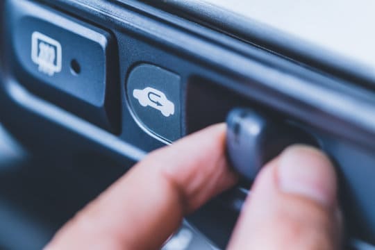 Як працює подача повітря в авто: рециркуляція, забір з вулиці