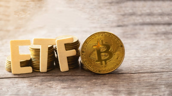 Ажиотаж вокруг запуска биткоин-ETF утихает
Ажиотаж вокруг запуска биткоин-ETF утихает