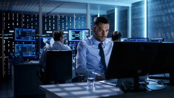 За 11 месяцев 2023 года экспорт IT-услуг упал на 7,3%
За 11 месяцев 2023 года экспорт IT-услуг упал на 7,3%