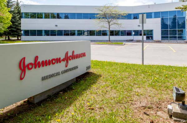 Johnson & Johnson вложит $2 миллиарда в приобретение Ambrx
Johnson & Johnson вложит $2 миллиарда в приобретение Ambrx