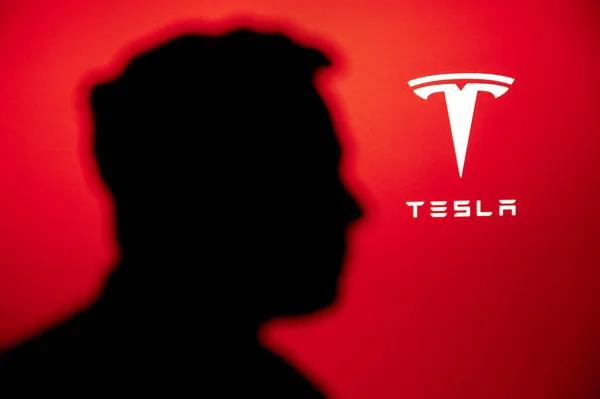 Чистая прибыль Tesla увеличилась до $7,93 млрд
Чистая прибыль Tesla увеличилась до $7,93 млрд