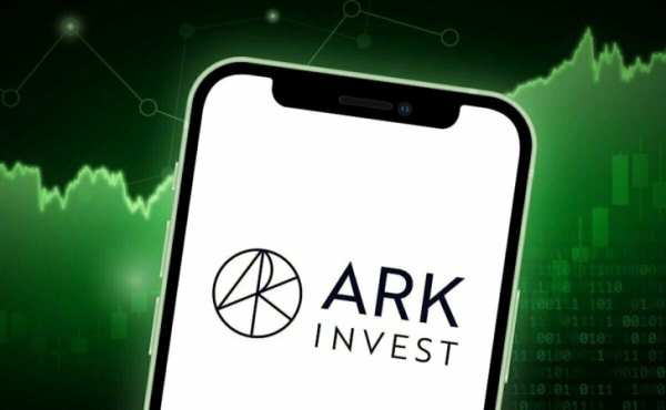 Ark Invest продала акции Coinbase на $46 млн: проводят диверсификацию портфелей
