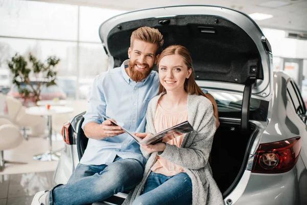 Авторынок в Украине: украинцы за январь купили около 4,4 тысячи новых авто
Авторынок в Украине: украинцы за январь купили около 4,4 тысячи новых авто