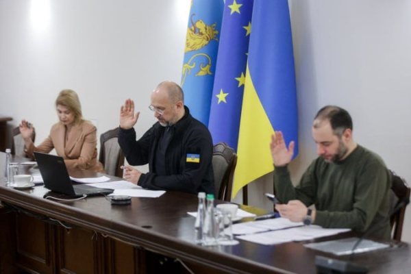 7,9% вместо обещанных 13%: Кабмин утвердил индексацию пенсий
7,9% вместо обещанных 13%: Кабмин утвердил индексацию пенсий